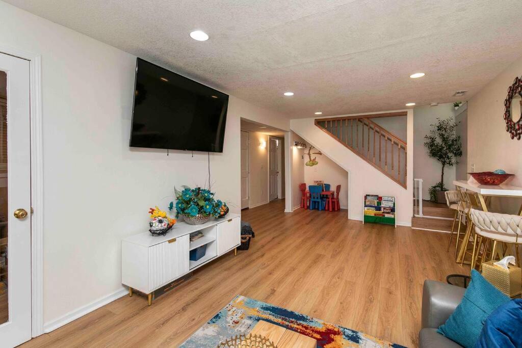Family Friendly Home Close To Airport And Downtown Des Moines Luaran gambar